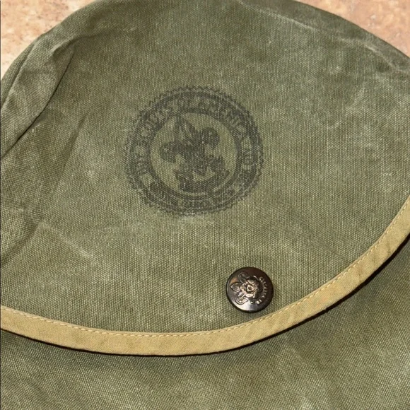 VTG Green Canvas Crossbody Bag BOY SCOUTS OF AMERICA BSA NEW YORK - Picture 2 of 4